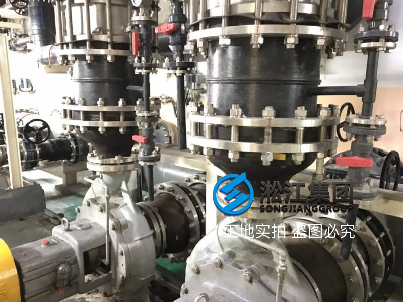 【使用現(xiàn)場(chǎng)】EPDM異徑橡膠接頭安裝在昆山三星機(jī)電 【使用現(xiàn)場(chǎng)】EPDM異徑橡膠接頭安裝在昆山三星機(jī)電